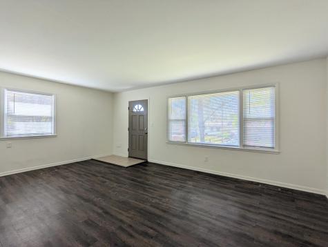 1326 Clarence Street Saint Paul MN 55106