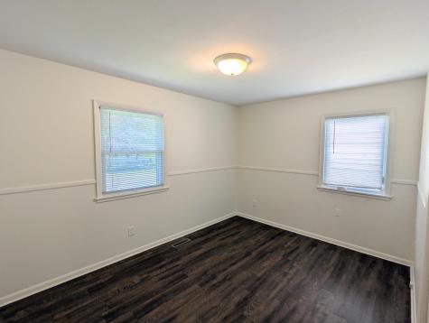 1326 Clarence Street Saint Paul MN 55106