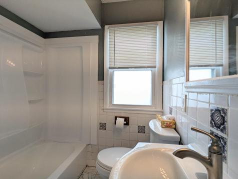 1326 Clarence Street Saint Paul MN 55106