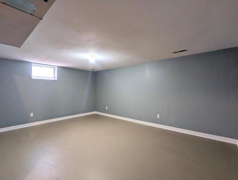 1326 Clarence Street Saint Paul MN 55106