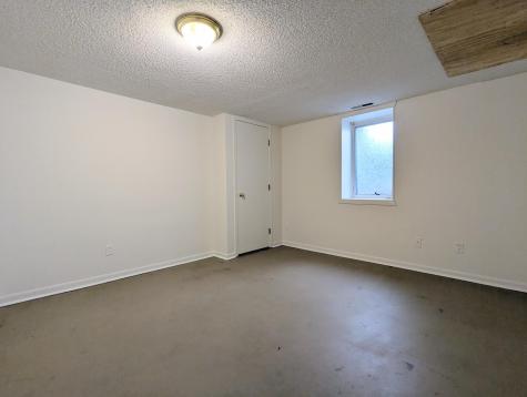 1326 Clarence Street Saint Paul MN 55106