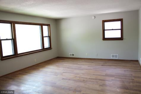 747 Tuscarora Avenue Saint Paul MN 55102