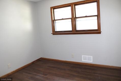 747 Tuscarora Avenue Saint Paul MN 55102