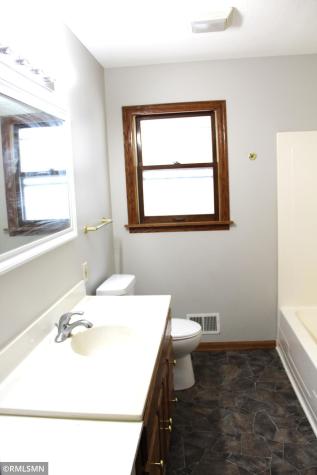 747 Tuscarora Avenue Saint Paul MN 55102
