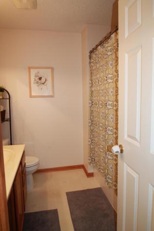 1661 Countryside Drive Shakopee MN 55379