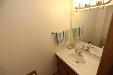 7689 Nicholas Way Chanhassen MN 55317