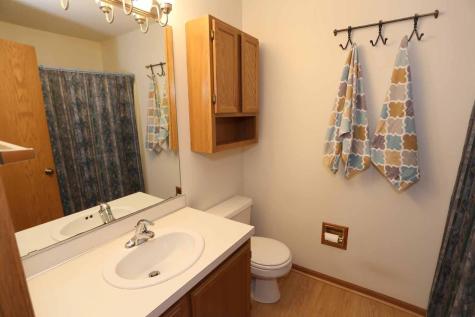 7689 Nicholas Way Chanhassen MN 55317