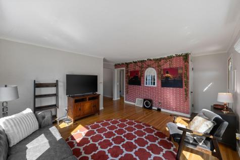 2901 Zenith Avenue N Robbinsdale MN 55422