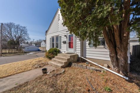 2901 Zenith Avenue N Robbinsdale MN 55422