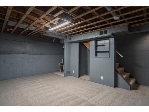5048 Girard Avenue N Minneapolis MN 55430