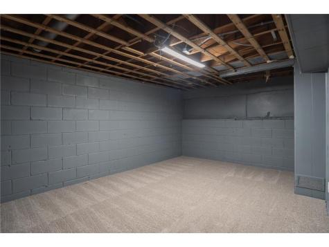 5048 Girard Avenue N Minneapolis MN 55430