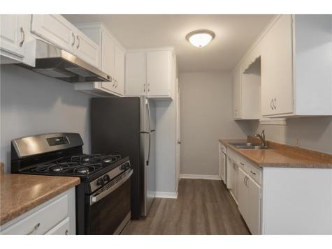 5048 Girard Avenue N Minneapolis MN 55430
