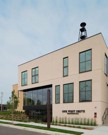 2 West Drive Excelsior MN 55331