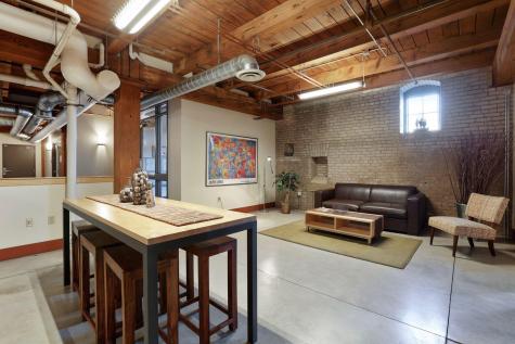 127 5th St NE Minneapolis MN 55413