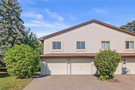 2489 Woodbridge Street Roseville MN 55113