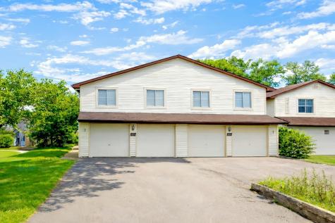 2489 Woodbridge Street Roseville MN 55113