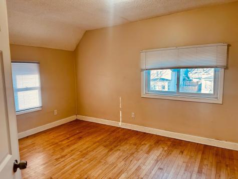 246 Sidney Street E Saint Paul MN 55107