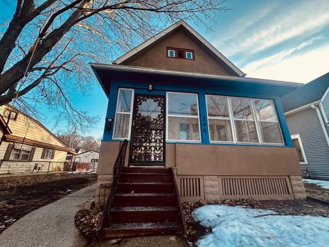 246 Sidney Street E Saint Paul MN 55107