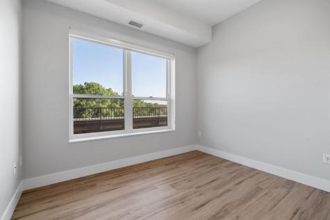 470 Lexington Parkway S Saint Paul MN 55105