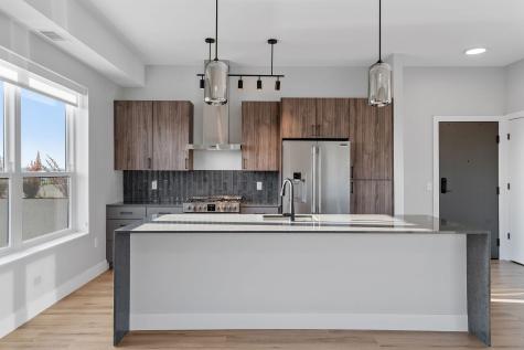 470 Lexington Parkway S Saint Paul MN 55105
