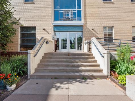 111 E Franklin Avenue Minneapolis MN 55404