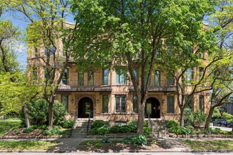 561 Laurel Avenue Saint Paul MN 55102