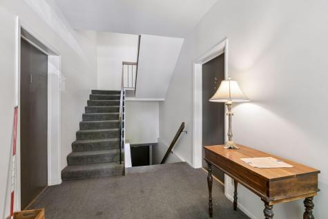 561 Laurel Avenue Saint Paul MN 55102