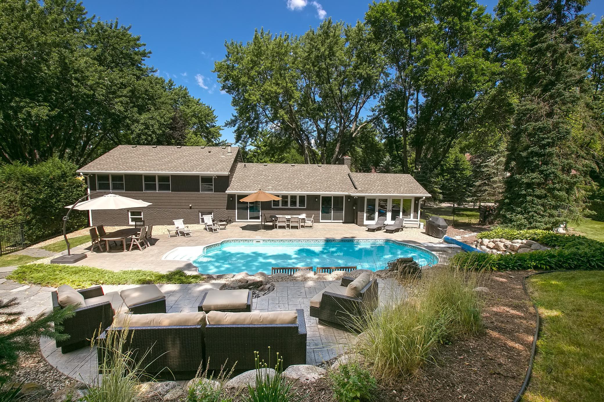 16119 Ringer Road Minnetonka MN 55391