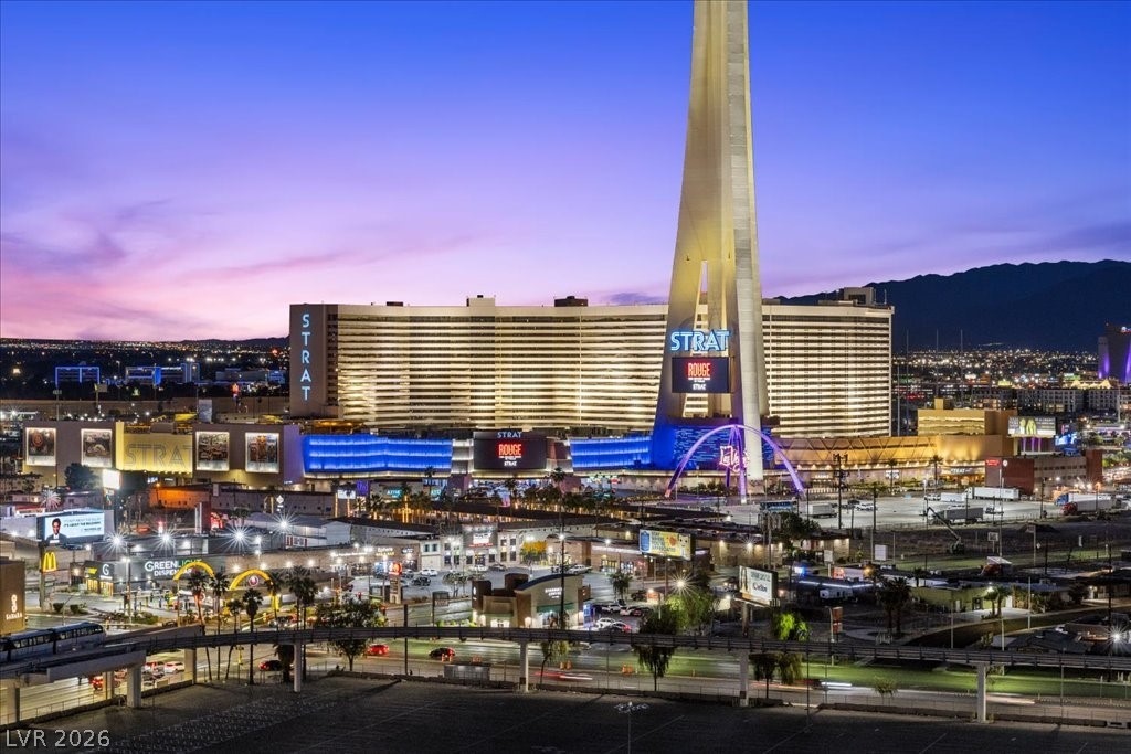 322 Karen Avenue 1608 Las Vegas NV 89109