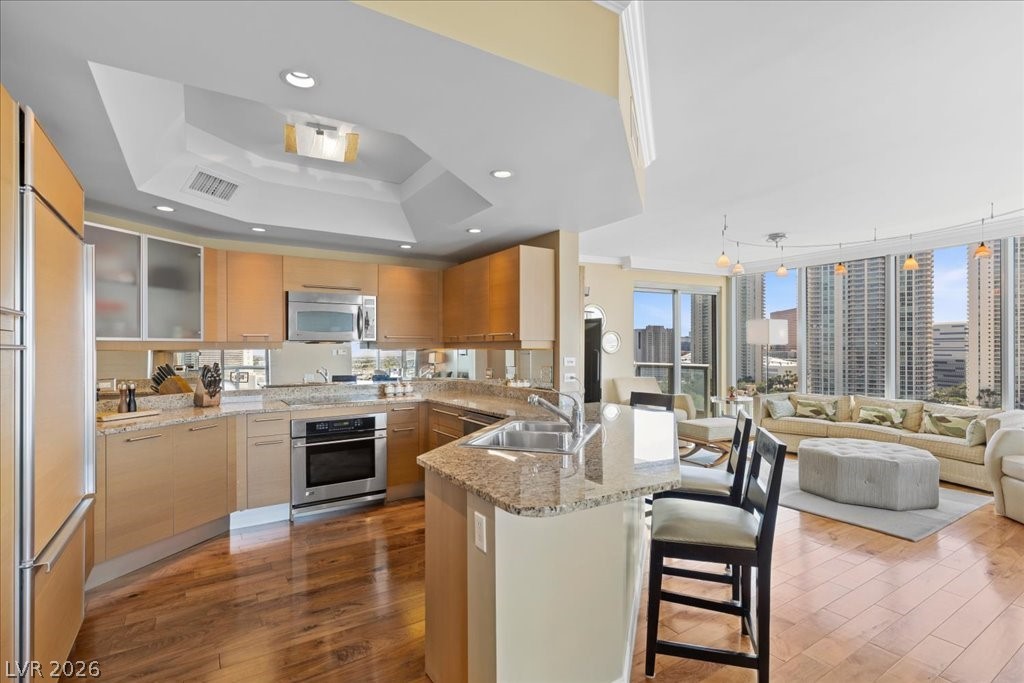 322 Karen Avenue 1608 Las Vegas NV 89109