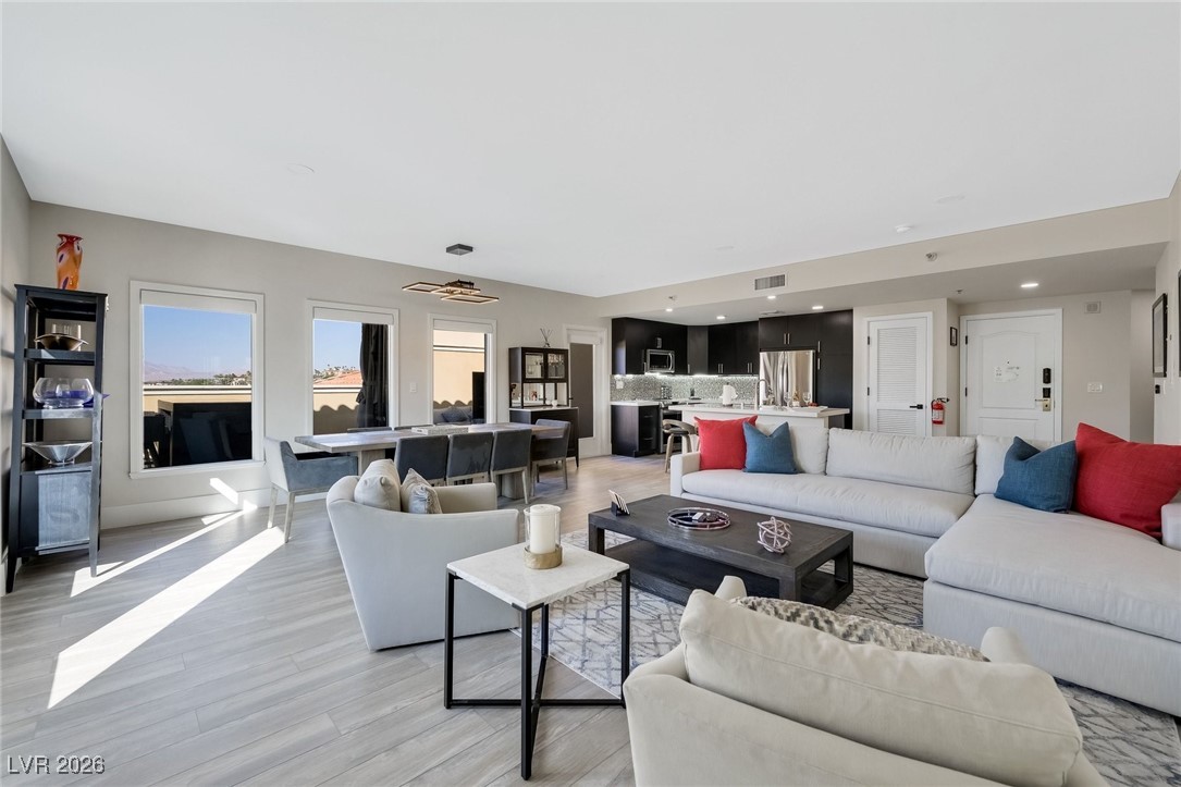 30 Strada Di Villaggio 350 Henderson NV 89011