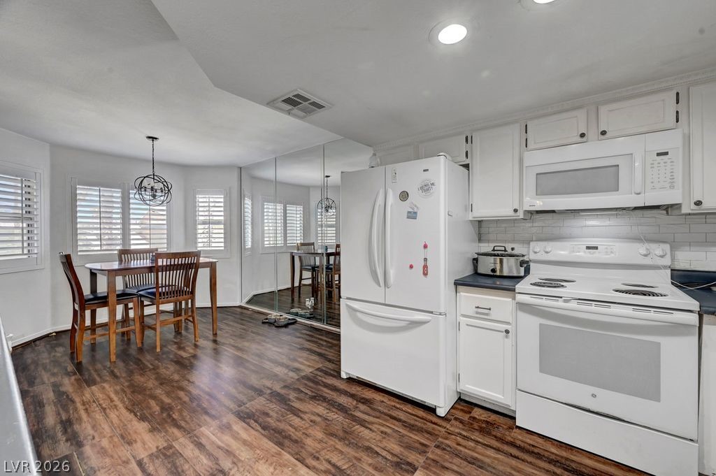 7600 Cromberg Avenue 201 Las Vegas NV 89145
