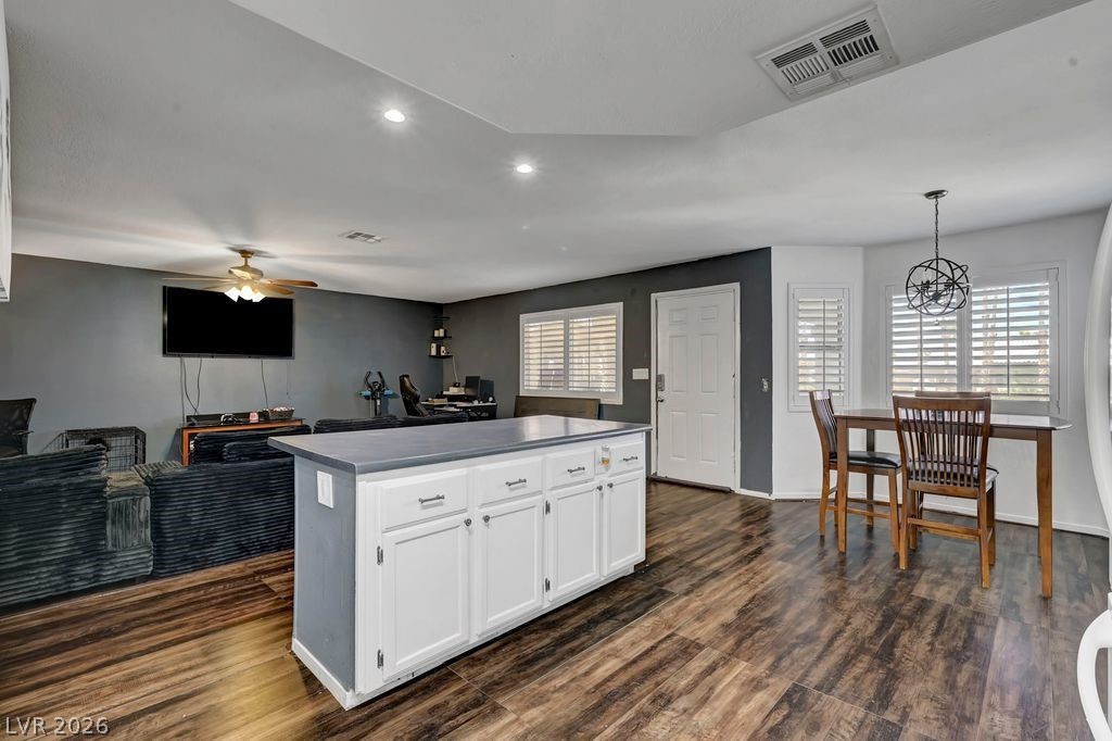 7600 Cromberg Avenue 201 Las Vegas NV 89145