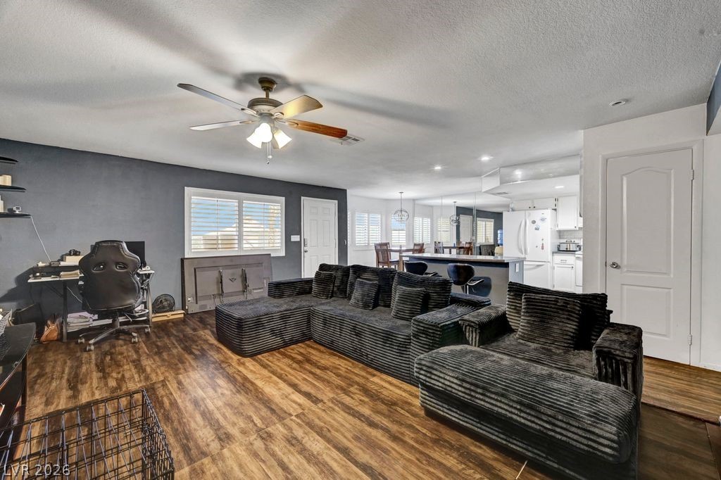 7600 Cromberg Avenue 201 Las Vegas NV 89145