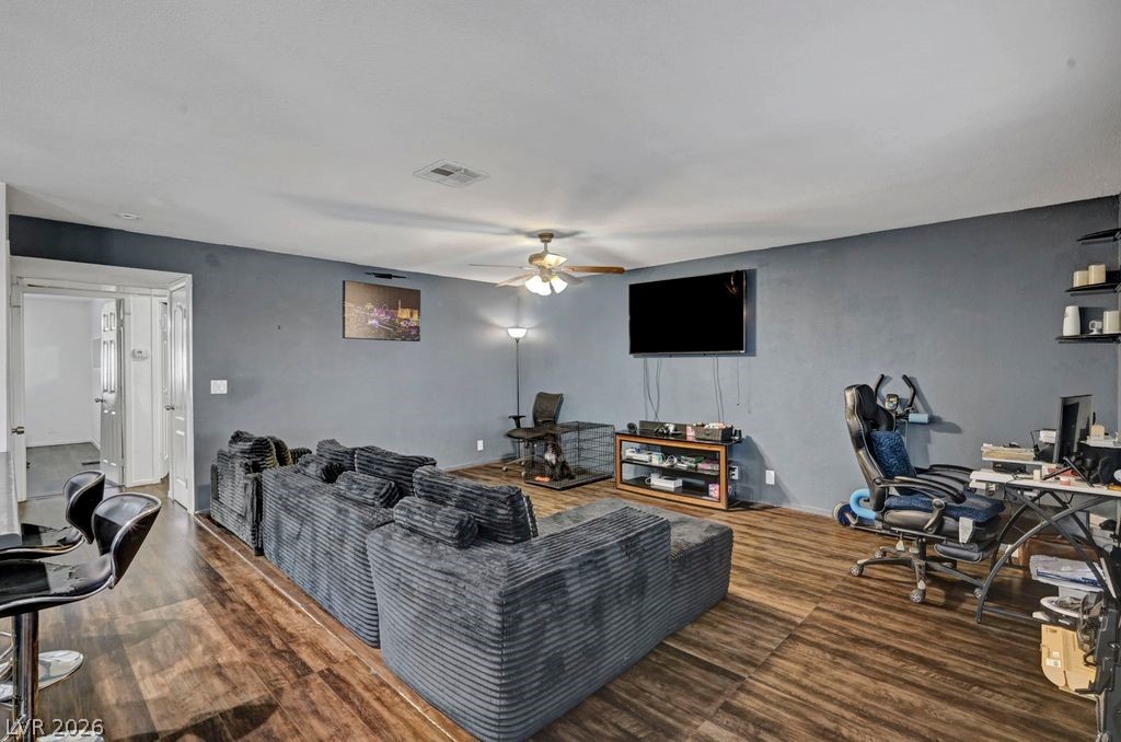 7600 Cromberg Avenue 201 Las Vegas NV 89145