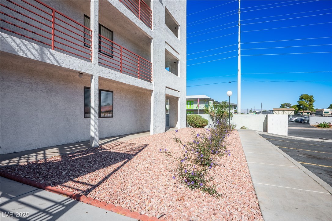 1381 East University Avenue 208 Las Vegas NV 89119