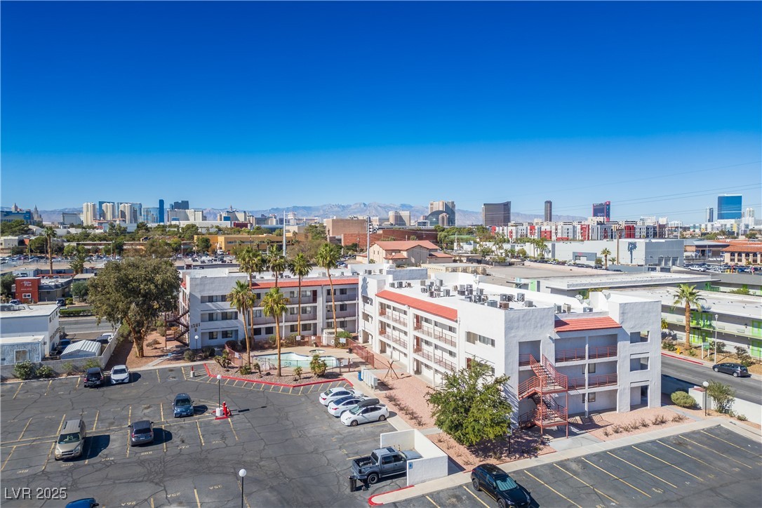 1381 East University Avenue 208 Las Vegas NV 89119