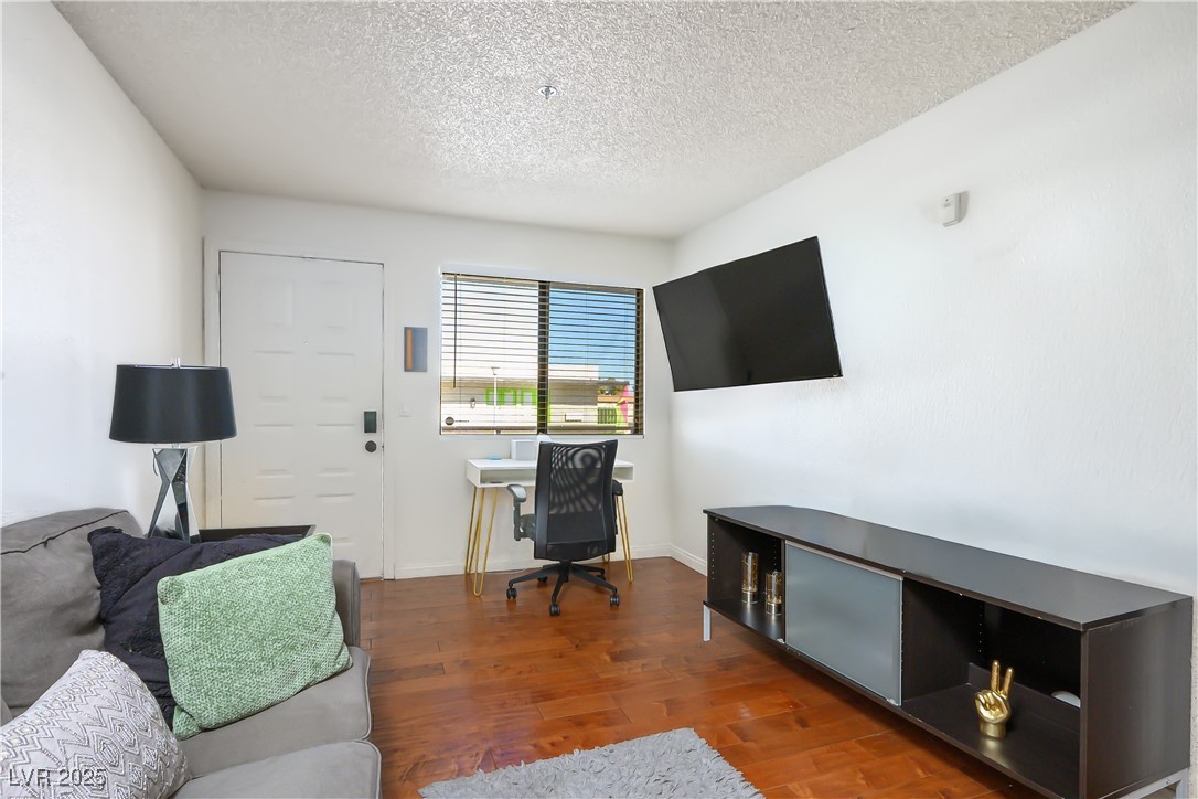 1381 East University Avenue 208 Las Vegas NV 89119