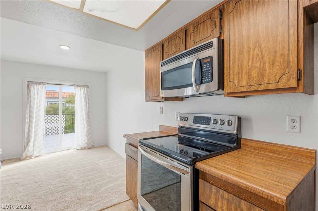 1101 Willow Tree Drive D Las Vegas NV 89128