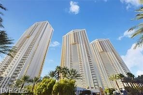 125 E Harmon 2016 Las Vegas NV 89109