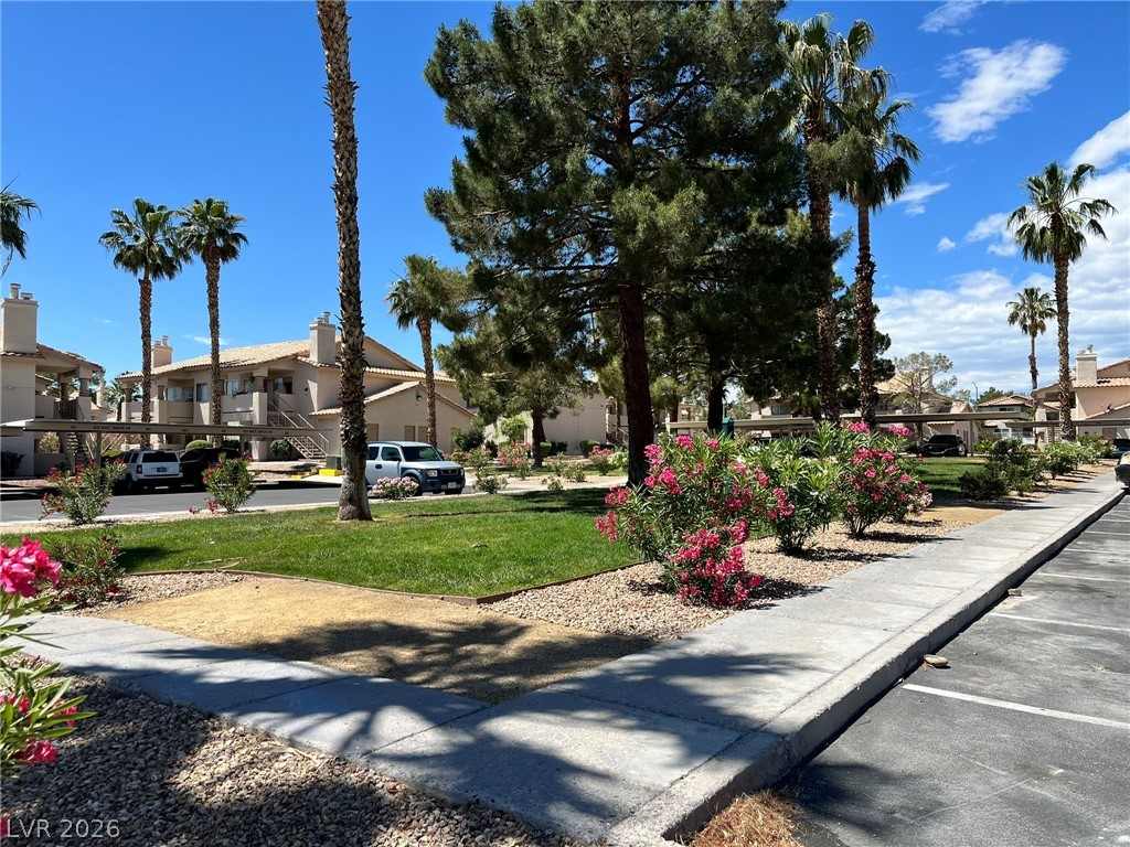 7948 Diamond Rock Way 102 Las Vegas NV 89128