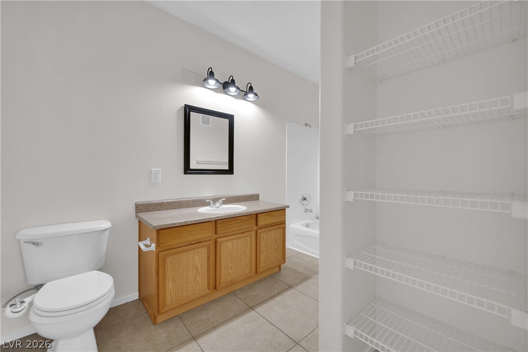 2111 Hussium Hills Street 202 Las Vegas NV 89108
