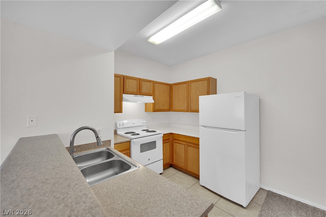 2111 Hussium Hills Street 202 Las Vegas NV 89108