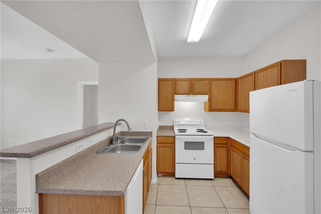 2111 Hussium Hills Street 202 Las Vegas NV 89108