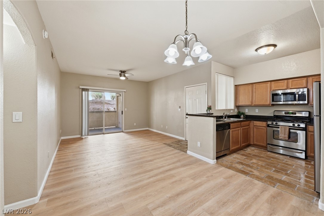 10237 King Henry Avenue 103 Las Vegas NV 89144