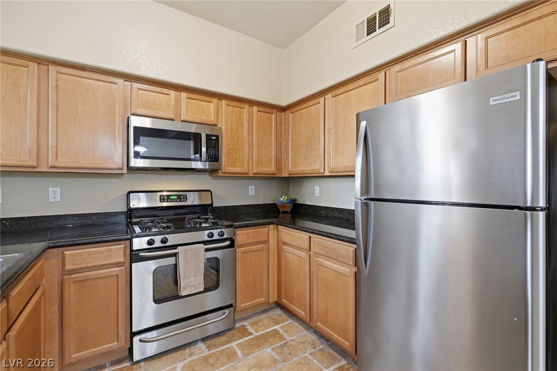 10237 King Henry Avenue 103 Las Vegas NV 89144