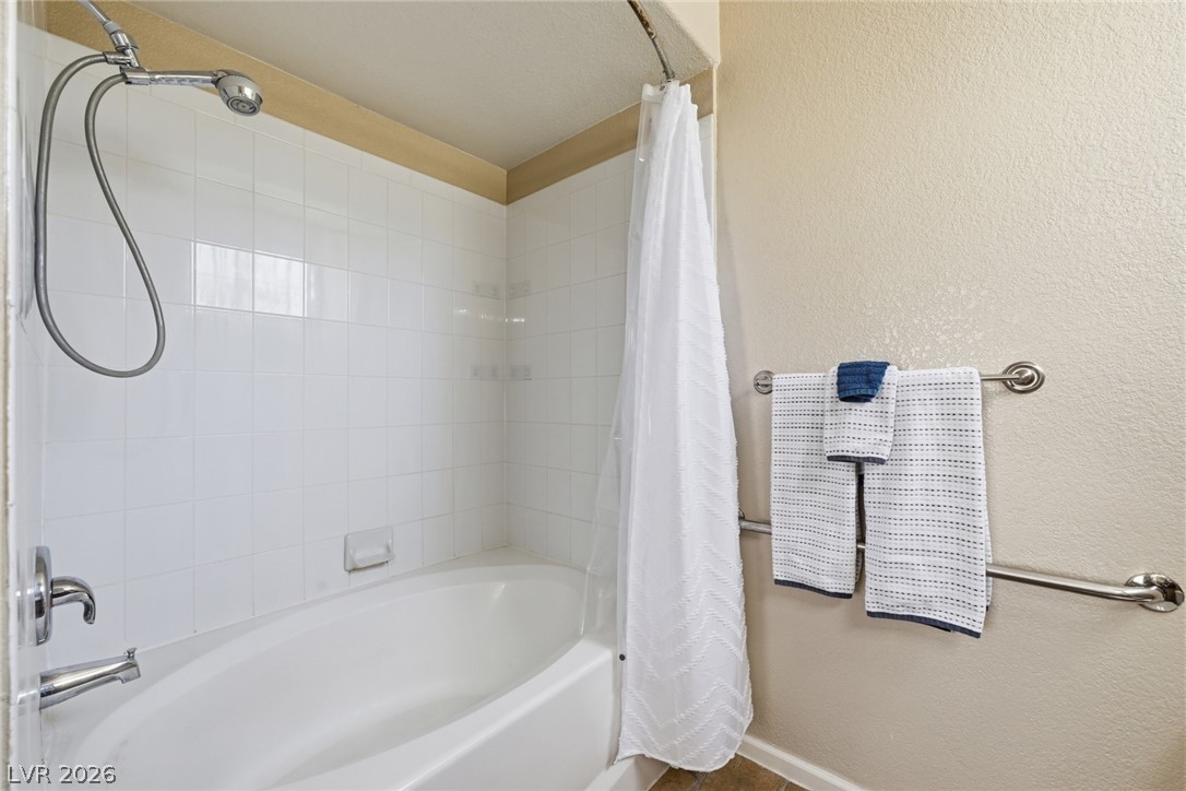 10237 King Henry Avenue 103 Las Vegas NV 89144