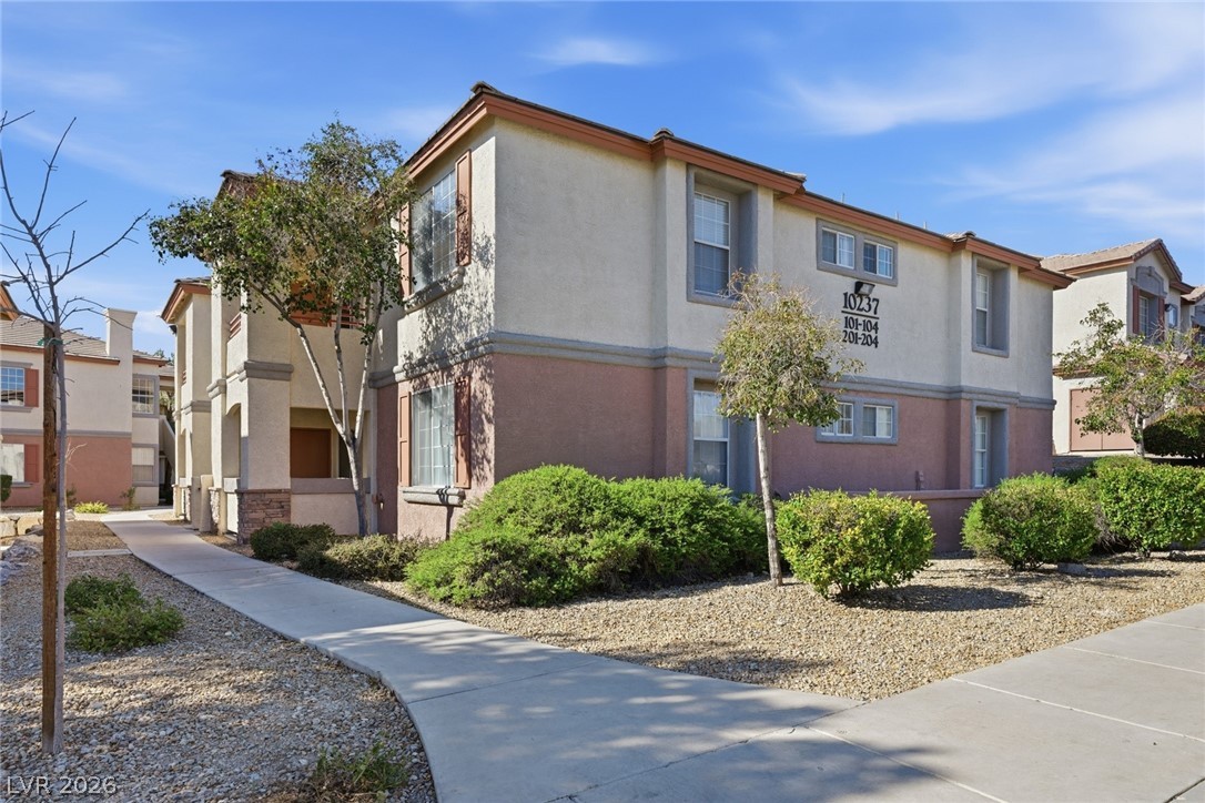 10237 King Henry Avenue 103 Las Vegas NV 89144