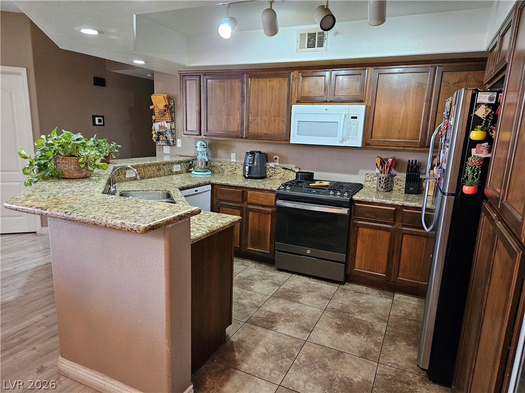 6901 Cobre Azul Avenue 102 Las Vegas NV 89108