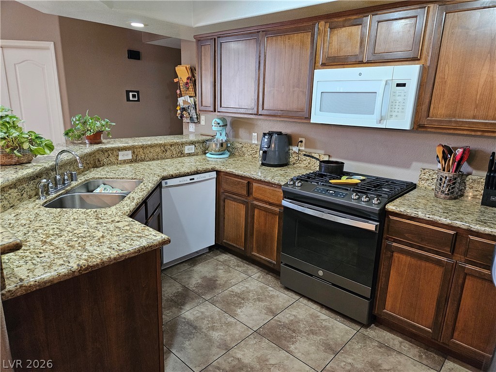 6901 Cobre Azul Avenue 102 Las Vegas NV 89108